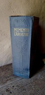 Oude verweerde franse Larousse Memento 1939, Boeken, Woordenboeken, Ophalen of Verzenden, Gelezen, Overige uitgevers