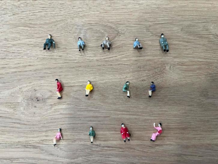 H0 Passagiers / Zittende Figuren / Poppetjes Set 1 ( 1:87 ), Hobby en Vrije tijd, Modeltreinen | H0, Nieuw, Overige typen, Overige merken