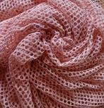 Stof /lap/ coupon, 2,70mtx 1,70mt, roze, net stof, Verzenden, Nieuw, Roze