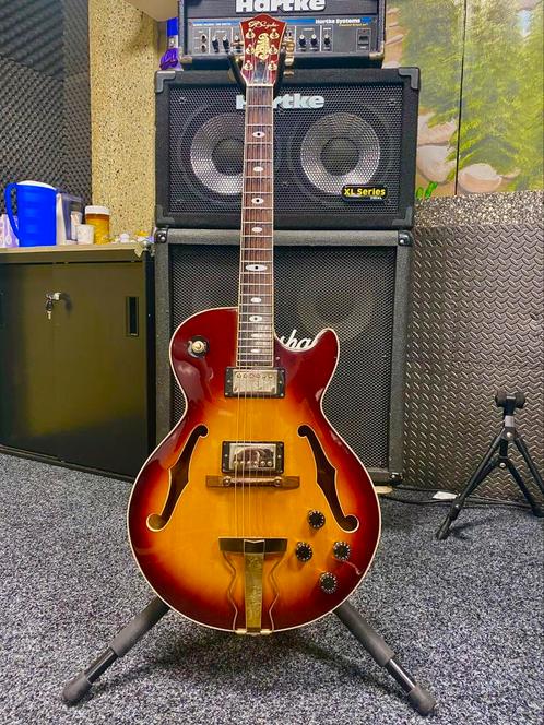 Zeldzame Grand Suzuki 70er jaren Japan, Muziek en Instrumenten, Snaarinstrumenten | Gitaren | Elektrisch, Zo goed als nieuw, Overige merken