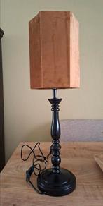 Mooie tafellamp met velours hexagon lampenkap., Ophalen of Verzenden, Zo goed als nieuw, 50 tot 75 cm