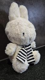 Nijntje knuffel met sjaal. Dutch Design Bontoys, 23cm. 6B14, Kinderen en Baby's, Speelgoed | Knuffels en Pluche, Tweedehands verkoop