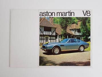 ASTON MARTIN - Originele V8 brochure + enveloppe - 1976 beschikbaar voor biedingen