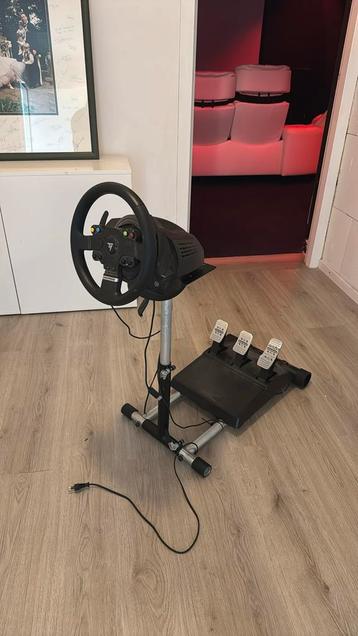 Trustmaster TMX Force feedback + wheel stand pro + T3PM beschikbaar voor biedingen