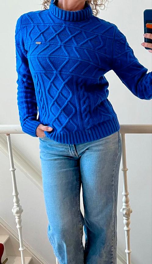 Warme, dikke trui van Bikkembergs maat m, Kleding | Dames, Truien en Vesten, Gedragen, Maat 38/40 (M), Blauw, Verzenden