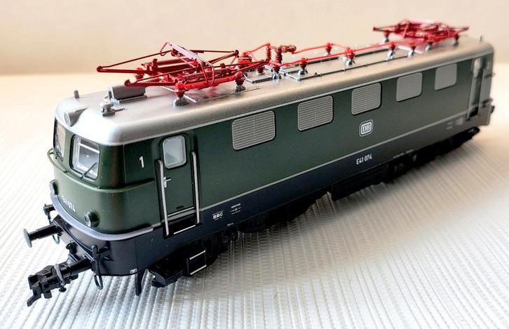 DB sneltreinlocomotief E41 - Piko 51510, Hobby en Vrije tijd, Modeltreinen | H0, Zo goed als nieuw, Locomotief, Gelijkstroom, Piko