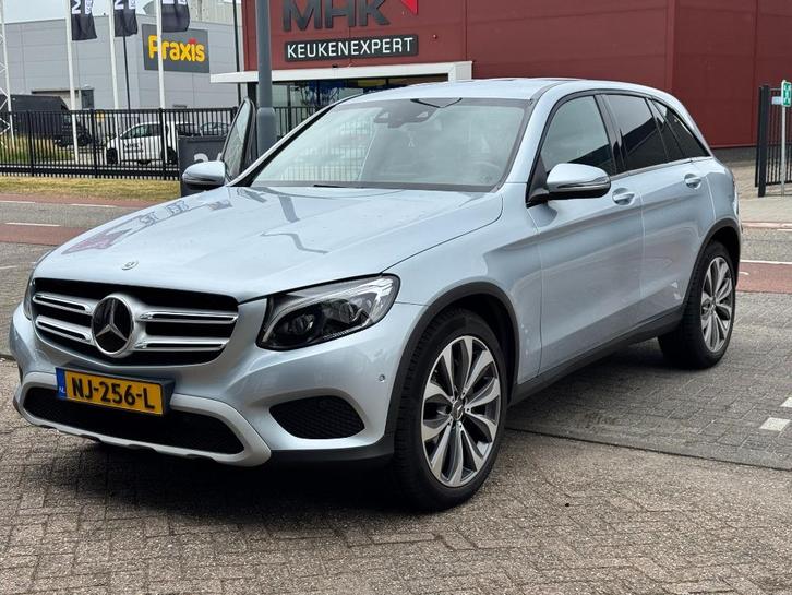 Mercedes-Benz GLC 2.1 Glc250 4MATIC AUT 2017 Grijs, Auto's, Mercedes-Benz, Bedrijf, GLC, 4x4, ABS, Achteruitrijcamera, Adaptieve lichten