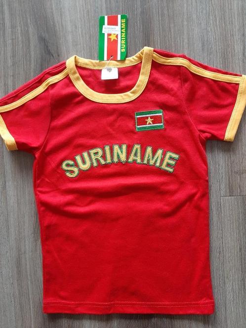 Super mooie nieuwe kleurrijke Surinaamse shirt (maat 98), Kinderen en Baby's, Kinderkleding | Maat 98, Nieuw, Jongen, Shirt of Longsleeve