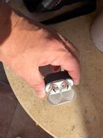 Airpods 4 incl. Doos, bon en garantie. Nieuw, Telecommunicatie, Mobiele telefoons | Oordopjes, Ophalen of Verzenden, Nieuw, In gehoorgang (in-ear)