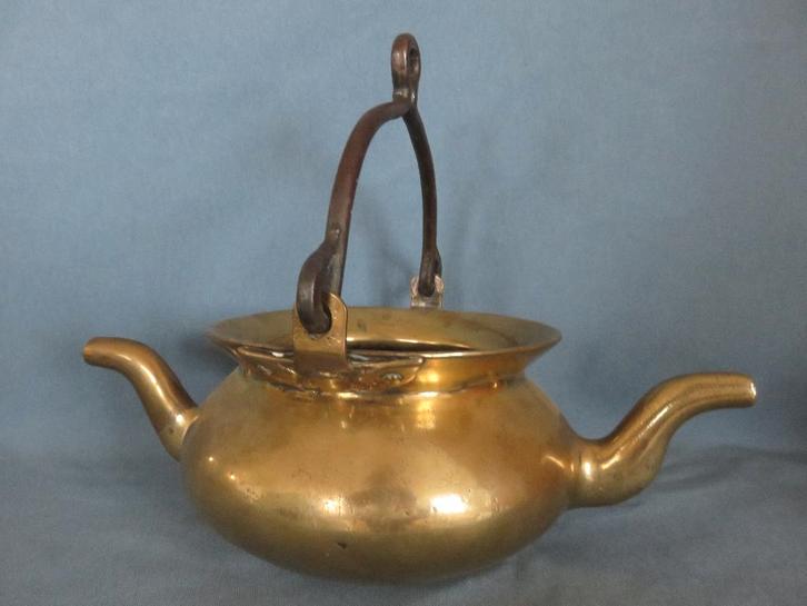 Renaissance - Lavabo in brons met smeedijzer - ca. 1600, Antiek en Kunst, Antiek | Koper en Brons, Brons, Ophalen of Verzenden