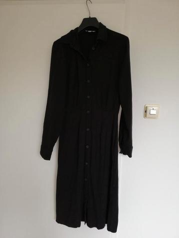 Jurk/ wikkel jurk EDC esprit zwart lange mouw maat XS/34


 beschikbaar voor biedingen