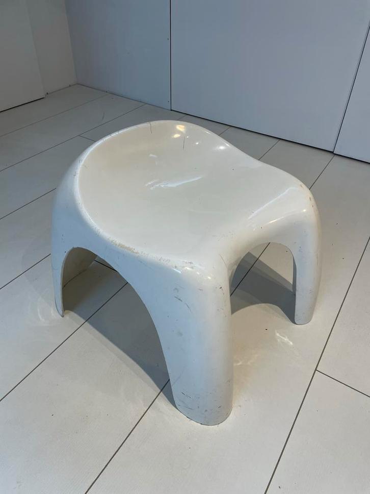 Artemide Efebino Krukje - Design Klassieker, Huis en Inrichting, Stoelen, Gebruikt, Eén, Kunststof, Wit, Ophalen