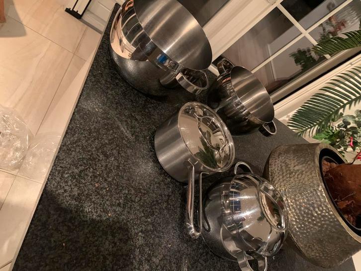 RVS Pannenset, Huis en Inrichting, Keuken | Potten en Pannen, Gebruikt, Pannenset, Rvs, Inductieplaat, Keramische plaat, Ophalen of Verzenden