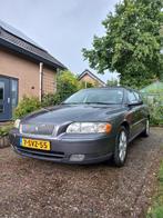 Volvo V70 2.4 140PK AUT 2006 Grijs, Auto's, 1800 kg, 1498 kg, 2435 cc, Particulier