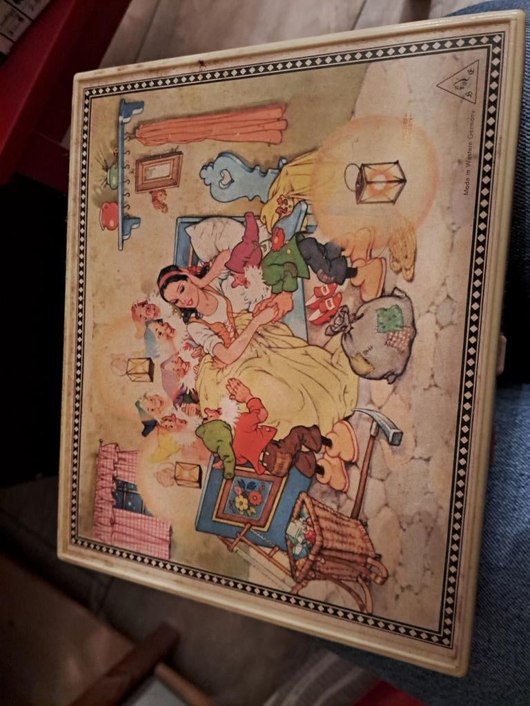 Vintage Sneeuwwitje en de zeven dwergen puzzel, Antiek en Kunst, Ophalen of Verzenden
