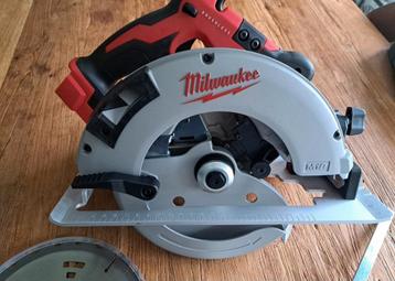 Milwaukee M18 Cirkelzaag - Topconditie! beschikbaar voor biedingen