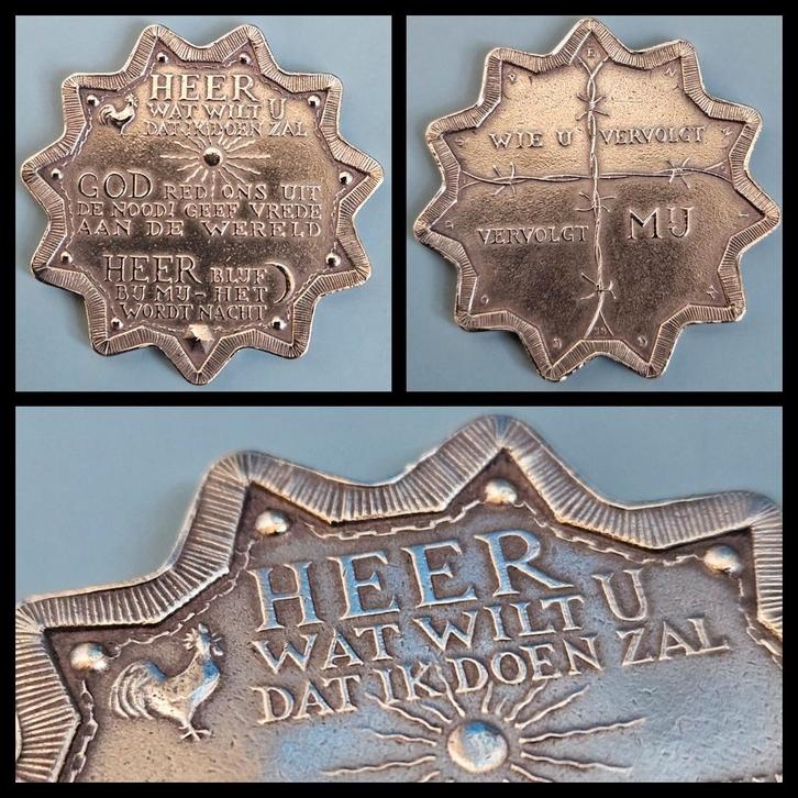 Godspenning 1958, koude oorlog,  bronzen penning, Verzamelen, Militaria | Algemeen, Overige typen, Nederland, Ophalen of Verzenden