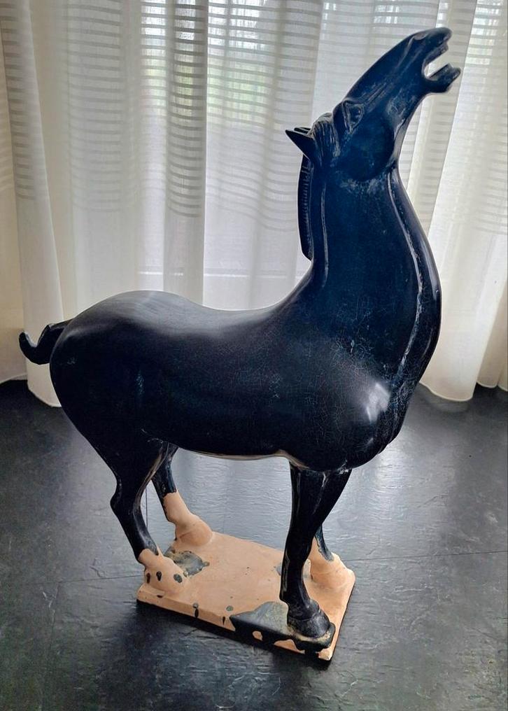 Groot geglazuurd paard sculptuur - 70cm, Antiek en Kunst, Kunst | Beelden en Houtsnijwerken, Ophalen