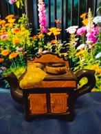 Spaarpot met een fantasie-theepotontwerp in de vorm van een, Ophalen of Verzenden