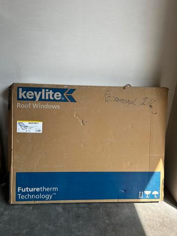 Keylite 1340x980mm wit dakraam  beschikbaar voor biedingen