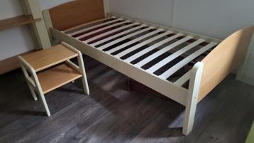 5 delige tienerslaapkamer beschikbaar voor biedingen
