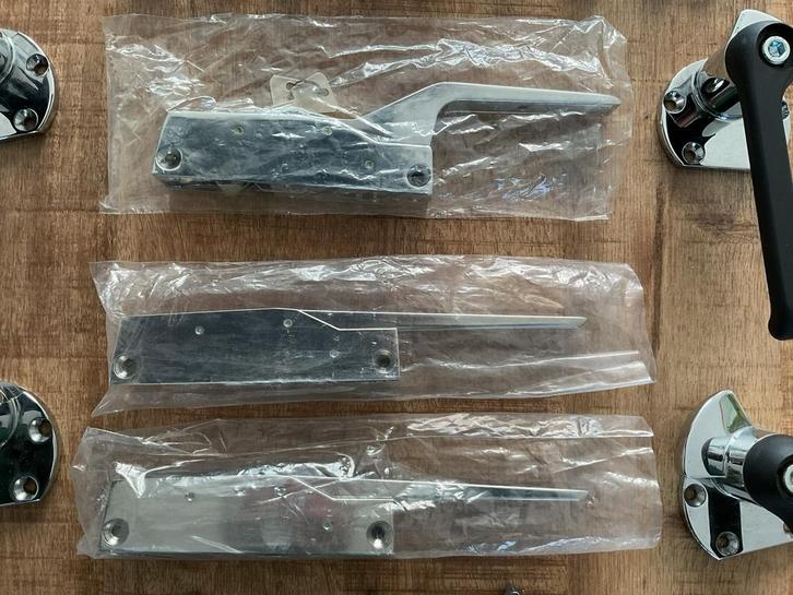 Hang en sluitwerk koeltechniek; nieuw!, Doe-het-zelf en Verbouw, Hang- en Sluitwerk, Nieuw, Slot, Ophalen of Verzenden