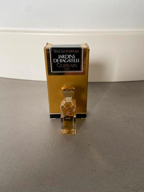 Guarlain Jardins de Bagatelle mini Eau de parfum 4 ml., Sieraden, Tassen en Uiterlijk, Uiterlijk | Parfum, Gebruikt, Ophalen of Verzenden