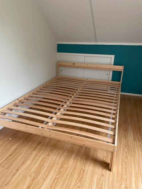 Ikea bed, Huis en Inrichting, Slaapkamer | Bedden, Twijfelaar, 200 cm, Hout, Bruin, Ophalen