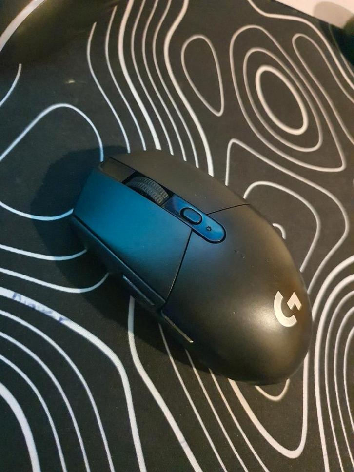 Logitech G305 Lightspeed Draadloze Gaming Muis, Computers en Software, Muizen, Zo goed als nieuw, Muis, Rechtshandig, Draadloos