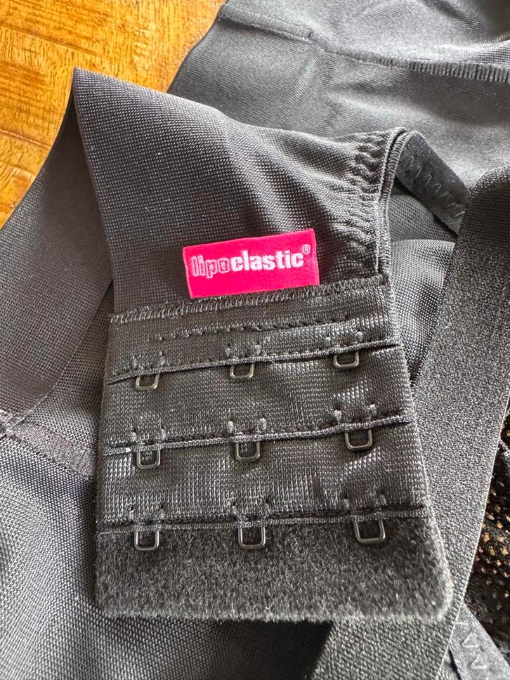 LipoElastic Post operatieve BH voor lipofilling 85 AB, Kleding | Dames, Ondergoed en Lingerie, BH, Zwart, Ophalen of Verzenden