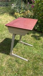 Vintage schooltafeltje retro Tilburg, Kinderen en Baby's, Kinderkamer | Tafels en Stoelen, Ophalen of Verzenden, Gebruikt