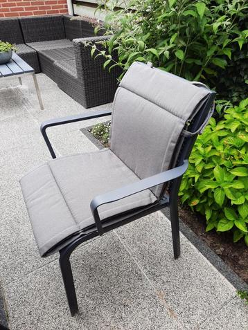 6 NIEUWE grijze Apple Bee kussens voor tuinstoelen beschikbaar voor biedingen