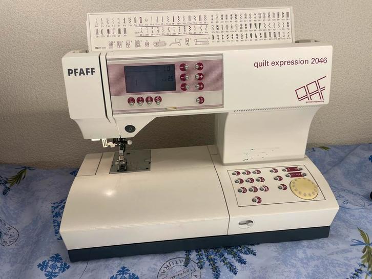 Pfaff Quilt Expression 2046 naaimachine, Hobby en Vrije tijd, Naaimachines en Toebehoren, Zo goed als nieuw, Naaimachine, Pfaff