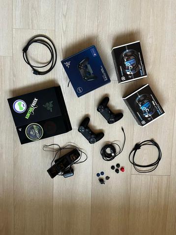 Playstation 4 inclusief extra's te koop beschikbaar voor biedingen