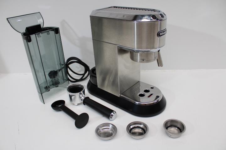 Delonghi Dedica Style EC685.M Pistonmachine, Witgoed en Apparatuur, Koffiezetapparaten, Ophalen of Verzenden