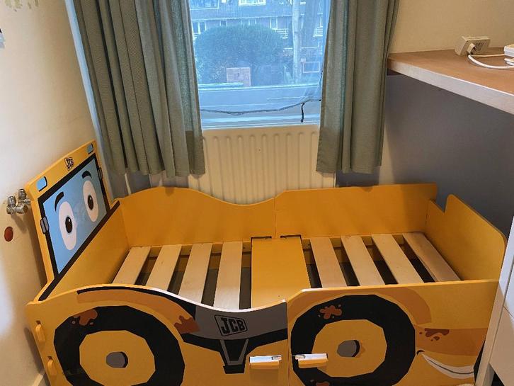 JCB graafmachine peuterbed, Kinderen en Baby's, Kinderkamer | Bedden, Gebruikt, 140 tot 160 cm, 70 tot 85 cm, Ophalen