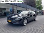 Volvo V60 1.5T3 Polar+ Dealer oh Standkachel Keyless entery, Euro 6, 4 cilinders, Leder en Stof, Zwart