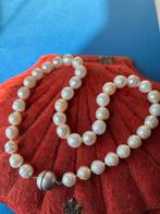 Mooie parelketting met zilveren slot, Ophalen of Verzenden, Zilver, Ketting