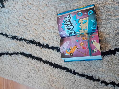 Dav Pilkey - Dog Man en Kid Kat, Boeken, Kinderboeken | Jeugd | onder 10 jaar, Zo goed als nieuw, Ophalen of Verzenden