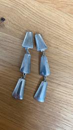 Vintage oorbellen - clip, Ophalen of Verzenden, Overige materialen, Oorbellen