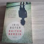 Iris Boter - Buiten bereik, Ophalen of Verzenden, Zo goed als nieuw, Nederland, Iris Boter
