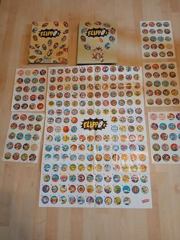 Complete Flippo Verzameling met Albums en Poster beschikbaar voor biedingen