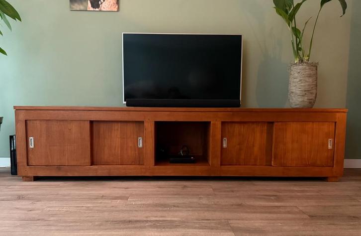 Prachtig tv meubel hout, Huis en Inrichting, Kasten | Televisiemeubels, Gebruikt, Minder dan 100 cm, 200 cm of meer, 25 tot 50 cm