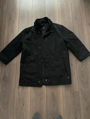 Boss parka L beschikbaar voor biedingen