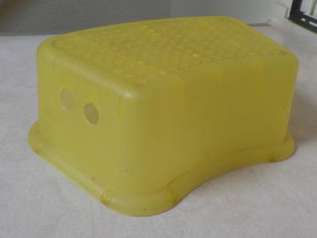 Opstapje krukje beschikbaar voor biedingen