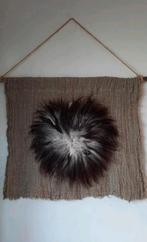 Wandkleed / wandhanger shabbydoek met schapenvacht, Ophalen of Verzenden, Nieuw
