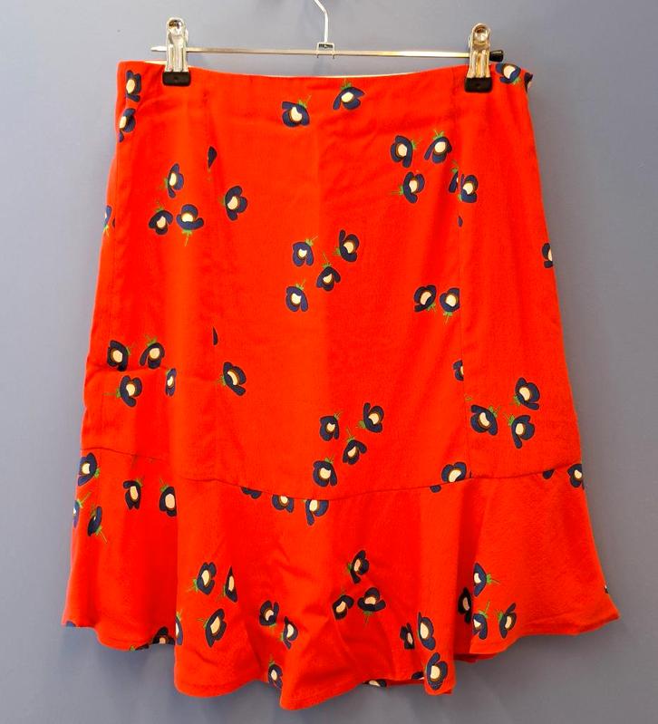 SET (merk,niet een set) rokje rood + blauwe bloemen XS 45933, Kleding | Dames, Rokken, Zo goed als nieuw, Maat 34 (XS) of kleiner