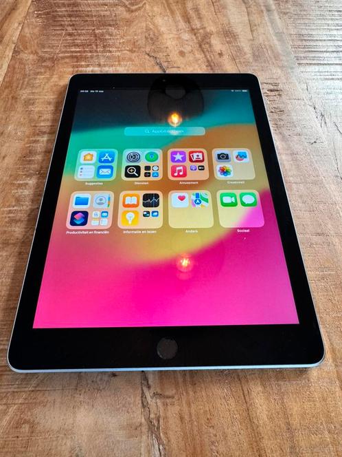 Apple iPad A1893 32GB - Gebruikt, Computers en Software, Apple iPads, Gebruikt, Apple iPad, Wi-Fi, 9 inch, 32 GB, Zilver, Ophalen