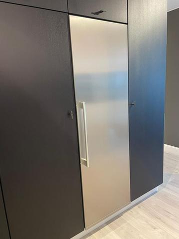 koelkast beschikbaar voor biedingen