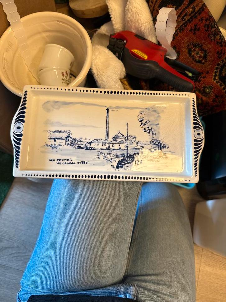 Unieke Royal Delft schaal voor Nijverdal ten Cate, Antiek en Kunst, Antiek | Keukenbenodigdheden, Ophalen